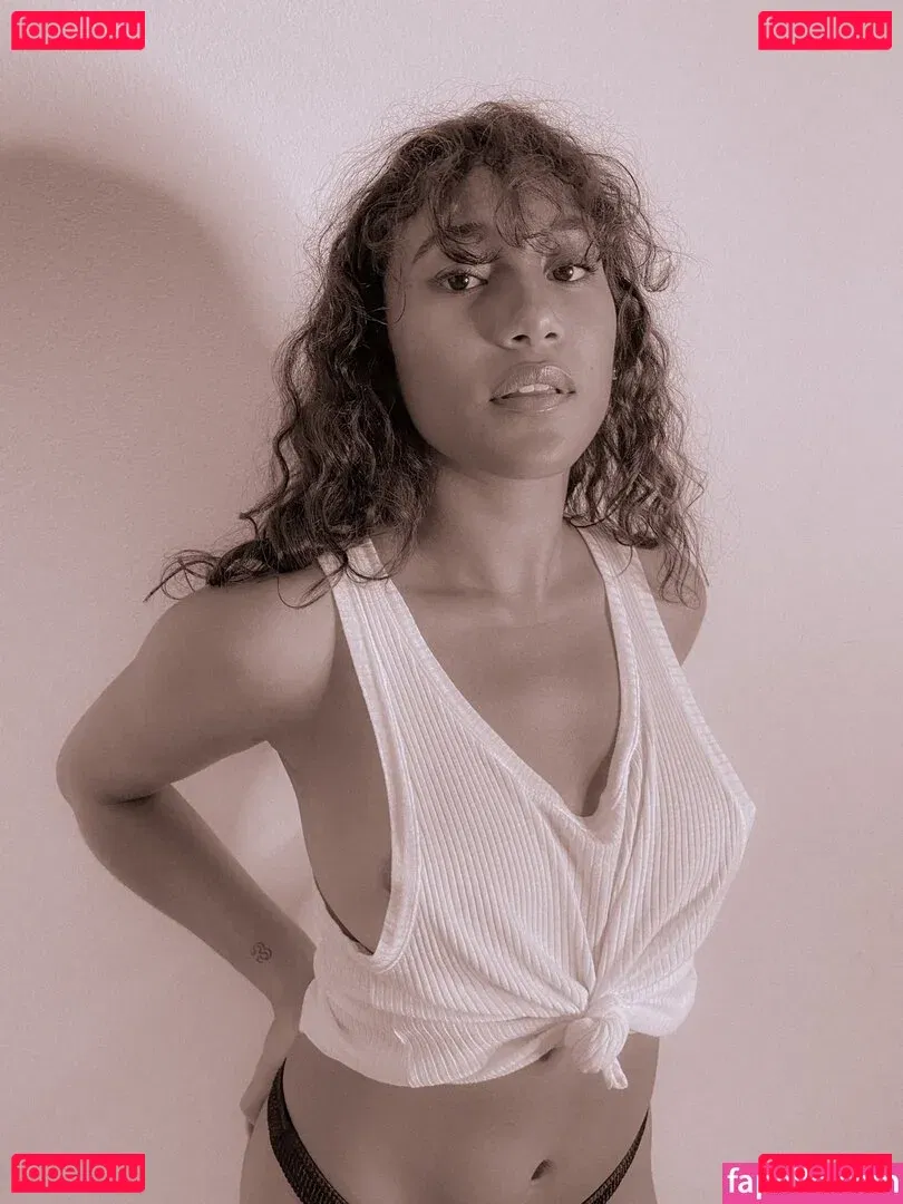 Sydney Park Onlyfans Photo Gallery 