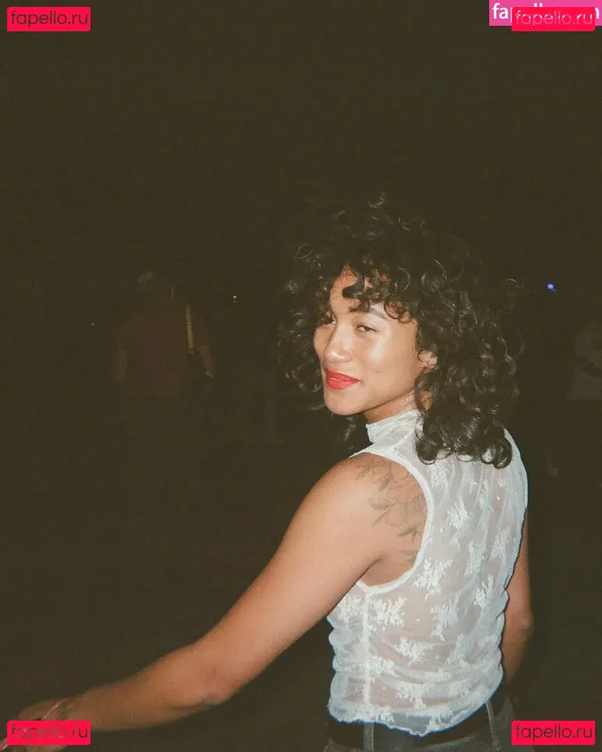 Sydney Park Onlyfans Photo Gallery 