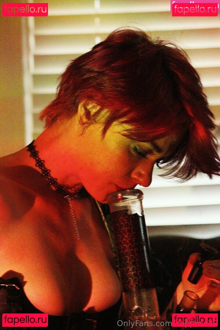 copper420 / copper_boudoir Onlyfans Photo Gallery 