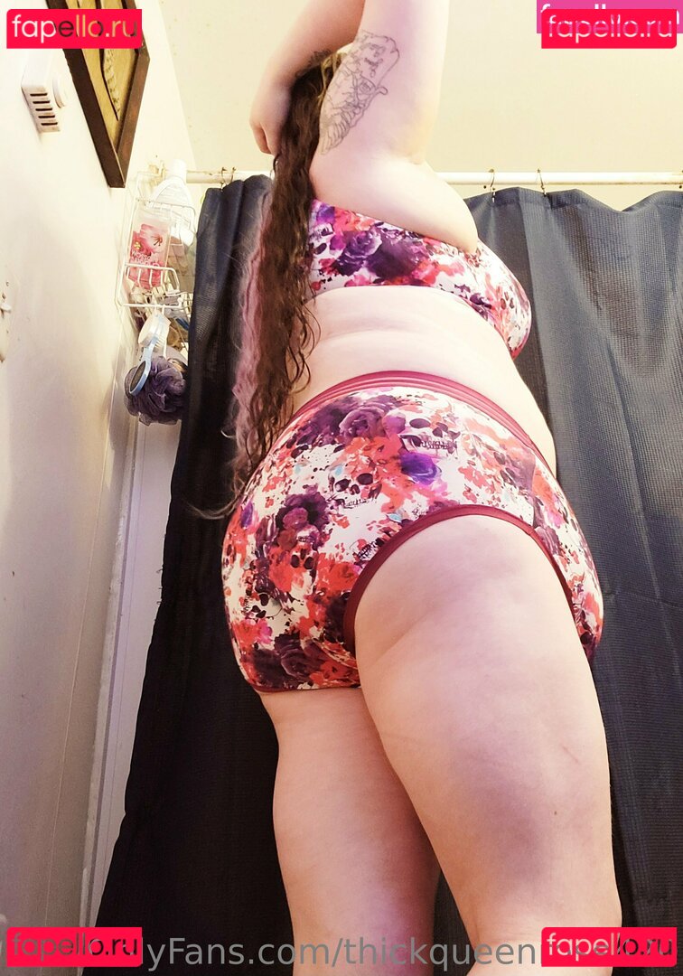 thickqueenrose420 / throatqueen420 Onlyfans Photo Gallery 