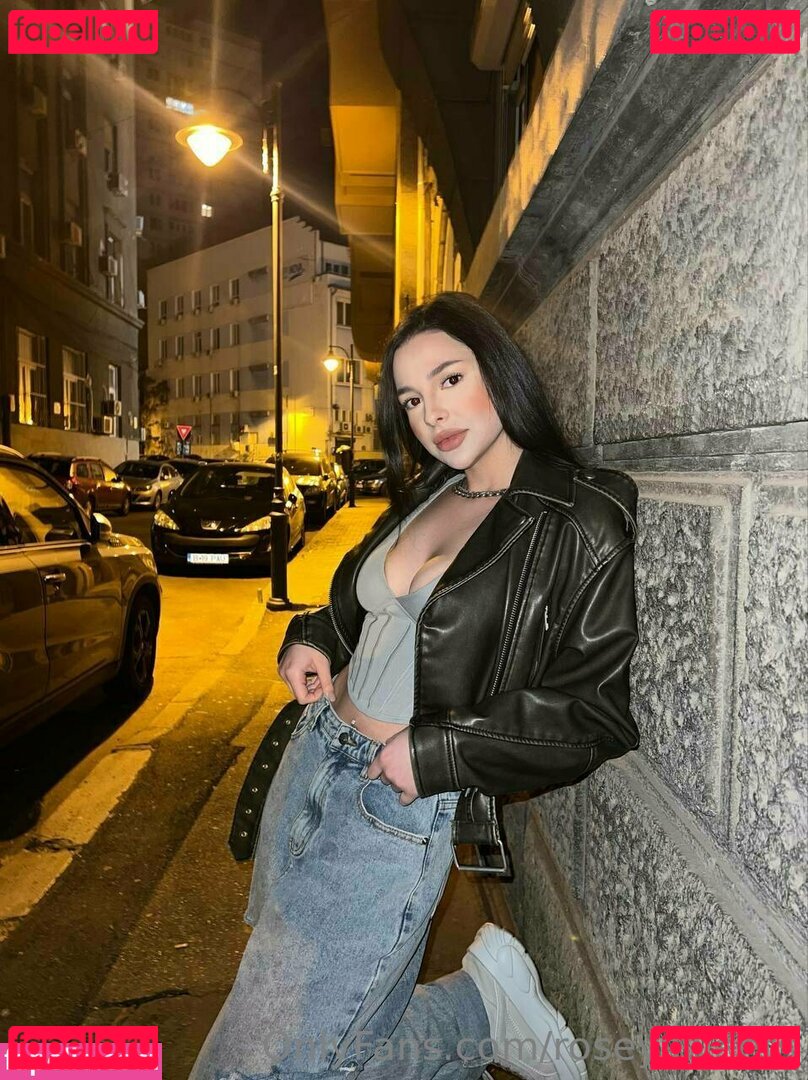 rosey_sweets / roseysweets Onlyfans Photo Gallery 