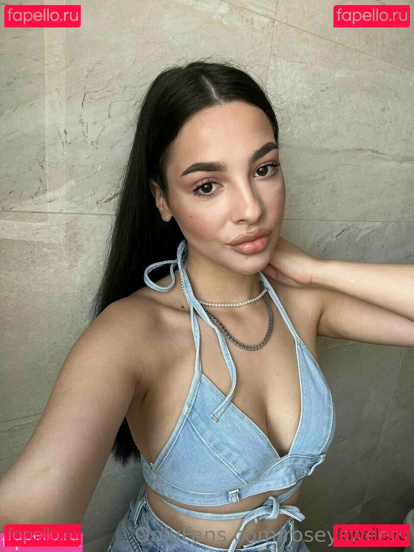 rosey_sweets / roseysweets Onlyfans Photo Gallery 