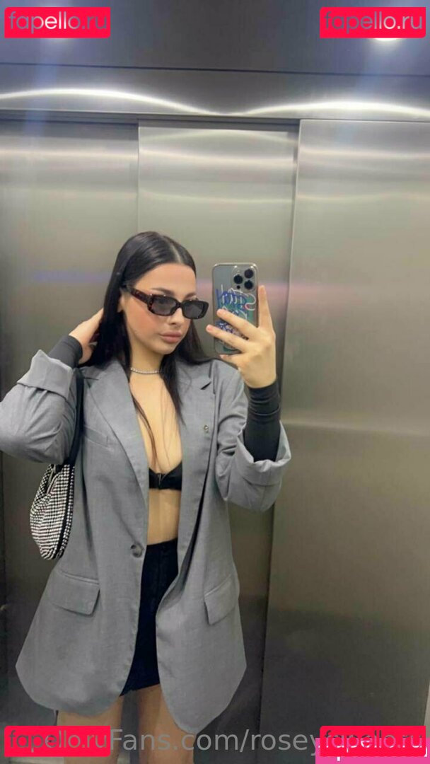 rosey_sweets / roseysweets Onlyfans Photo Gallery 