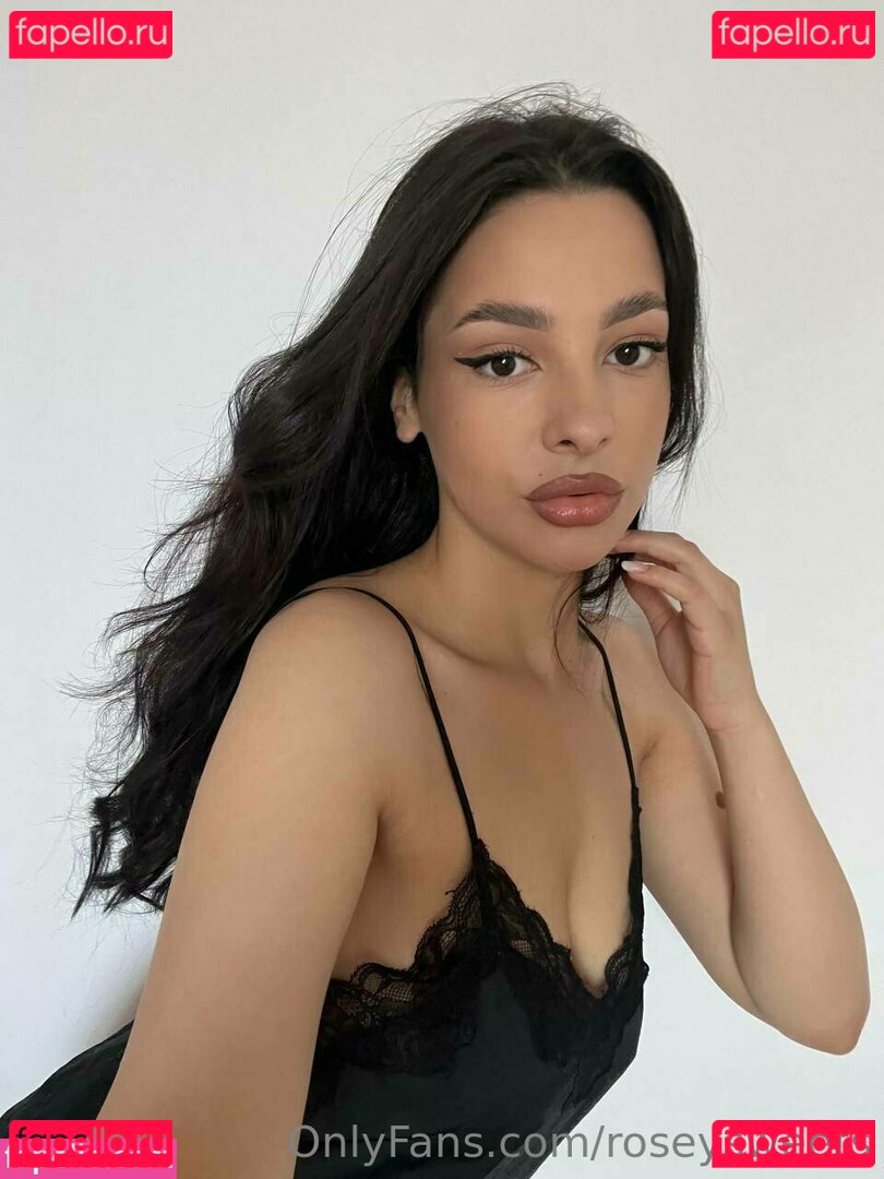 rosey_sweets / roseysweets Onlyfans Photo Gallery 