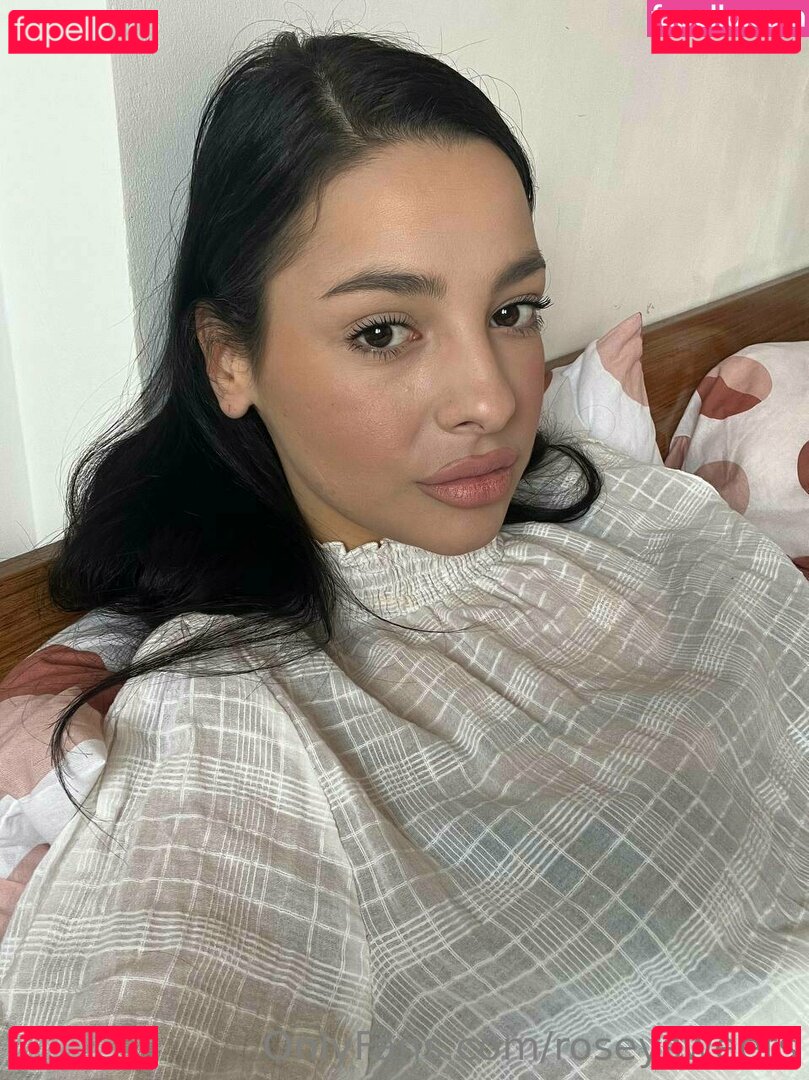 rosey_sweets / roseysweets Onlyfans Photo Gallery 