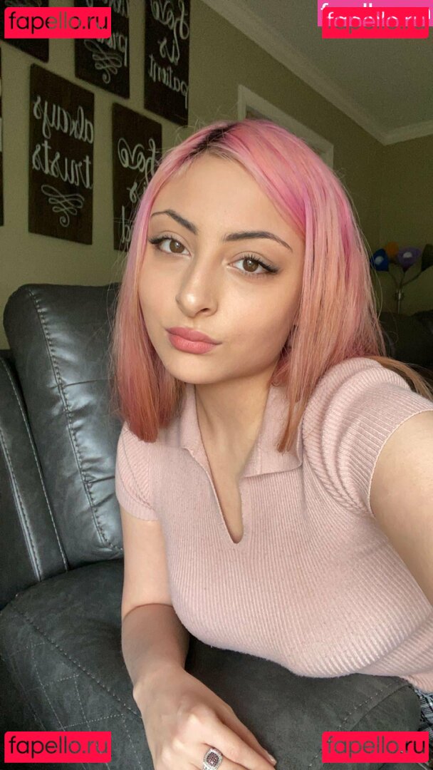 cheycheyhey Onlyfans Photo Gallery 