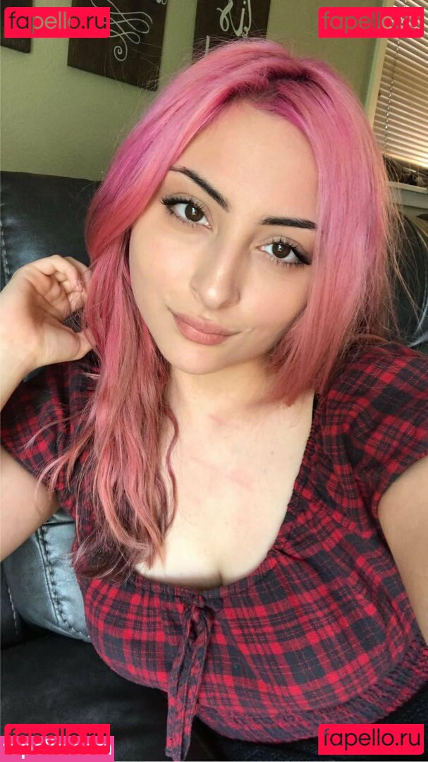 cheycheyhey Onlyfans Photo Gallery 