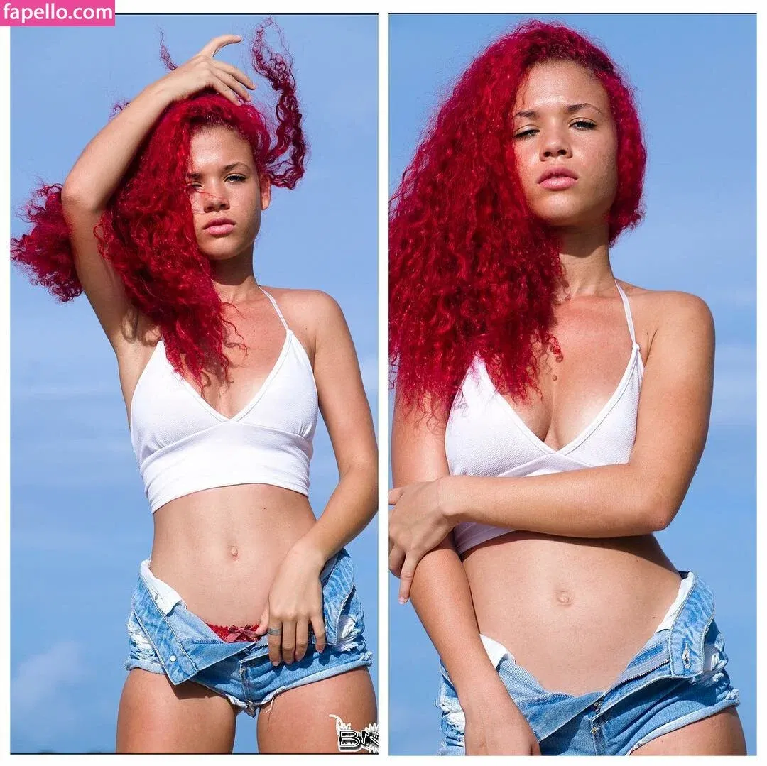 Red Sparrow Onlyfans Photo Gallery 