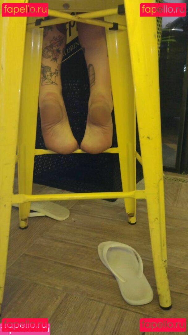 Fennix Queen / about / fenix.queen / fennixqueen Onlyfans Photo Gallery 