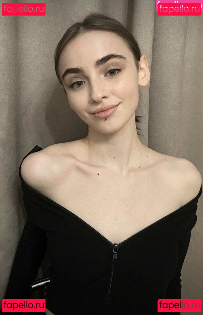 Megan_Berry / Tinycake / tinycakefree Onlyfans Photo Gallery 