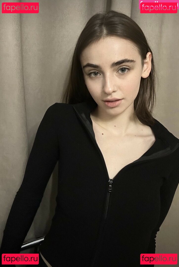 Megan_Berry / Tinycake / tinycakefree Onlyfans Photo Gallery 