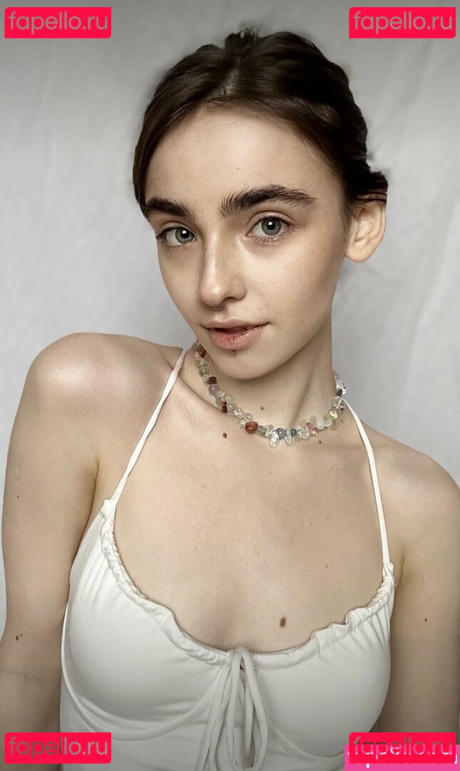 Megan_Berry / Tinycake / tinycakefree Onlyfans Photo Gallery 