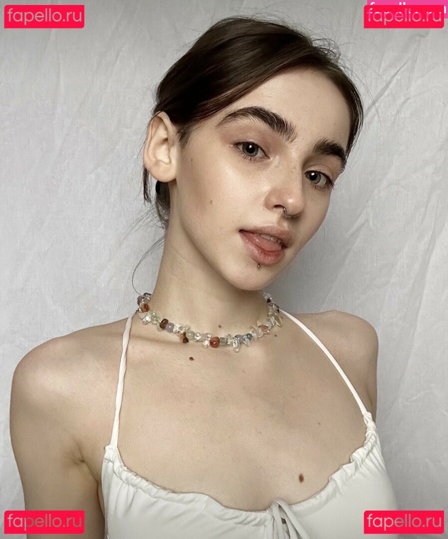 Megan_Berry / Tinycake / tinycakefree Onlyfans Photo Gallery 