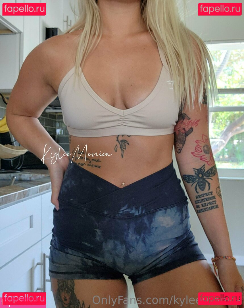 Kyleemonica / kylieannmonica Nude Onlyfans Photo 31