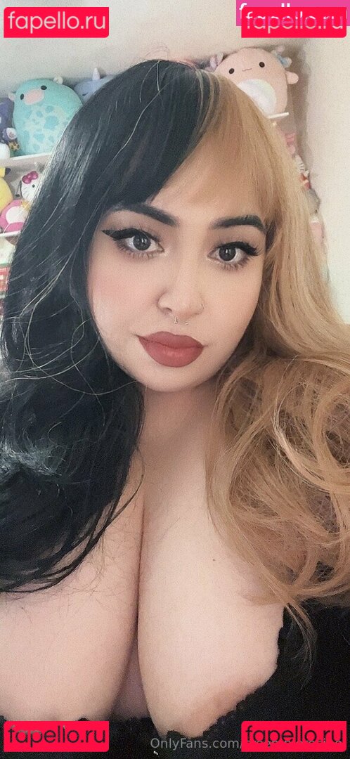 creempierecipe / cummiesinsidemepls Onlyfans Photo Gallery 