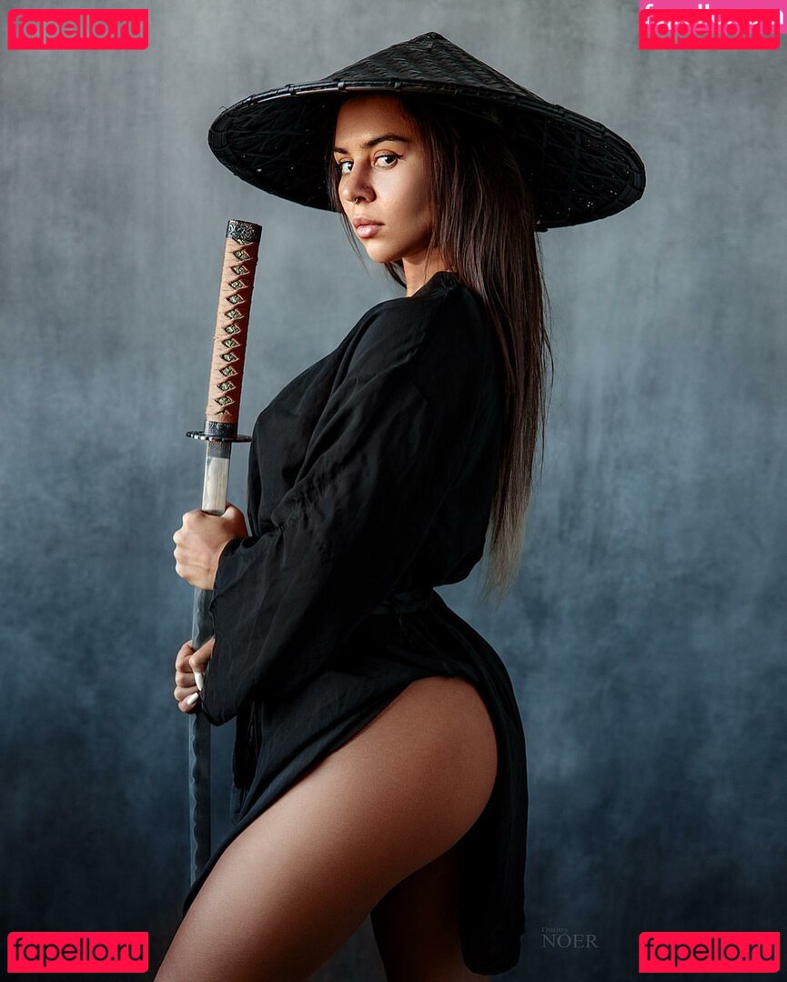 Veta / vi.vaaaaa Onlyfans Photo Gallery 