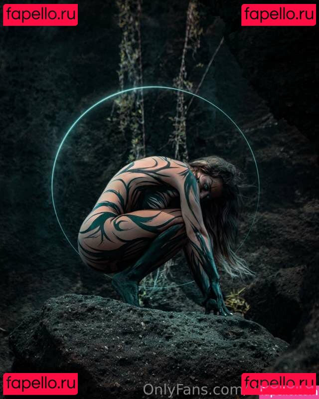 Veta / vi.vaaaaa Onlyfans Photo Gallery 