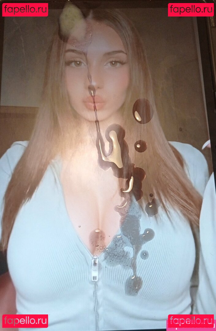 Mia Lobosco / mialobosco Onlyfans Photo Gallery 