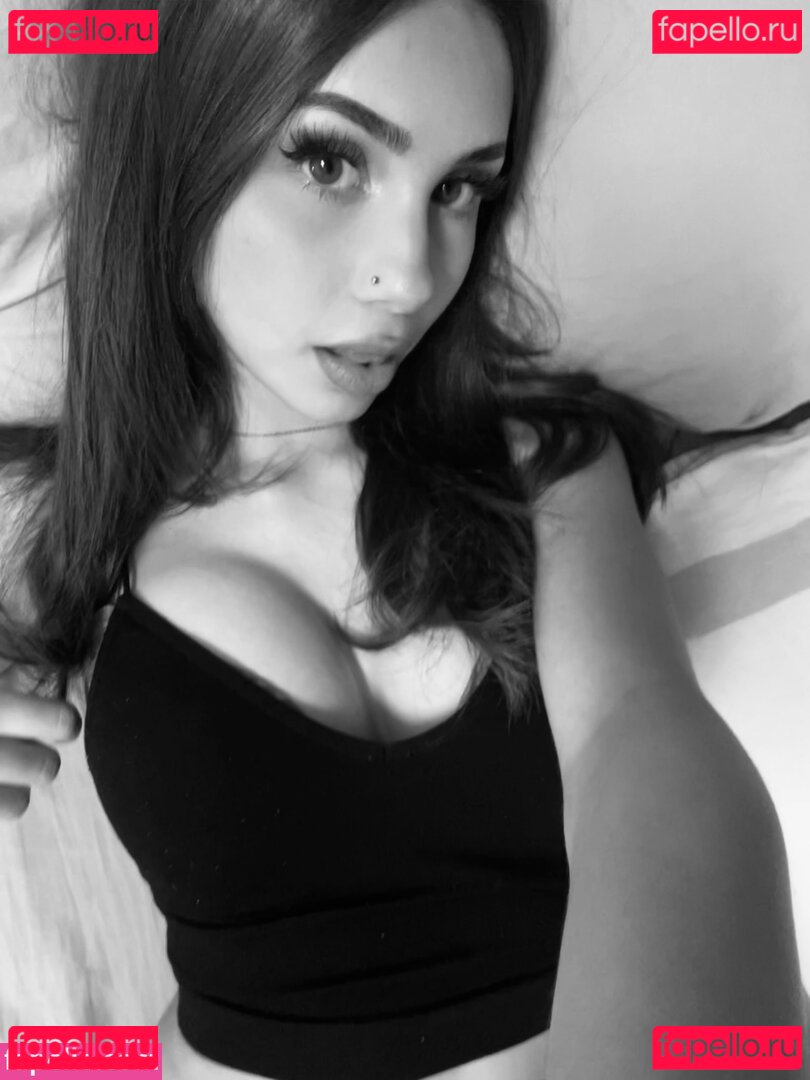 Mia Lobosco / mialobosco Onlyfans Photo Gallery 
