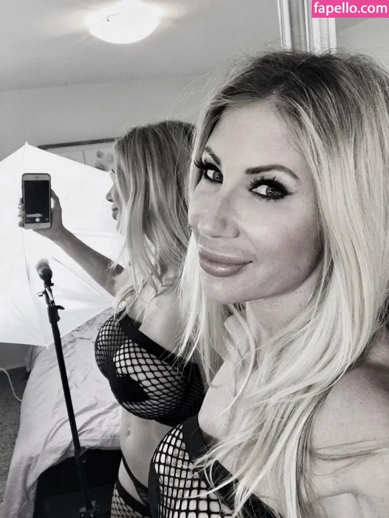 Puma Swede Onlyfans Photo Gallery 