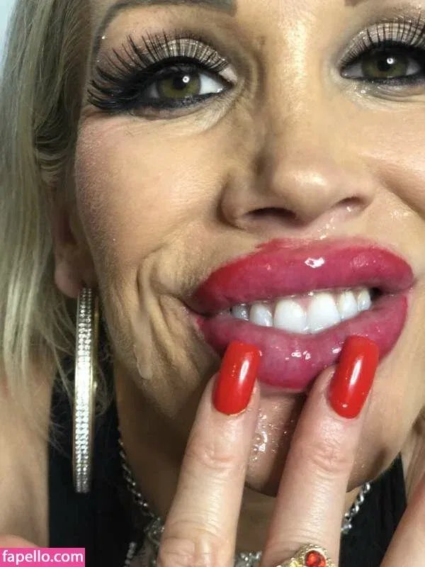 Puma Swede Onlyfans Photo Gallery 