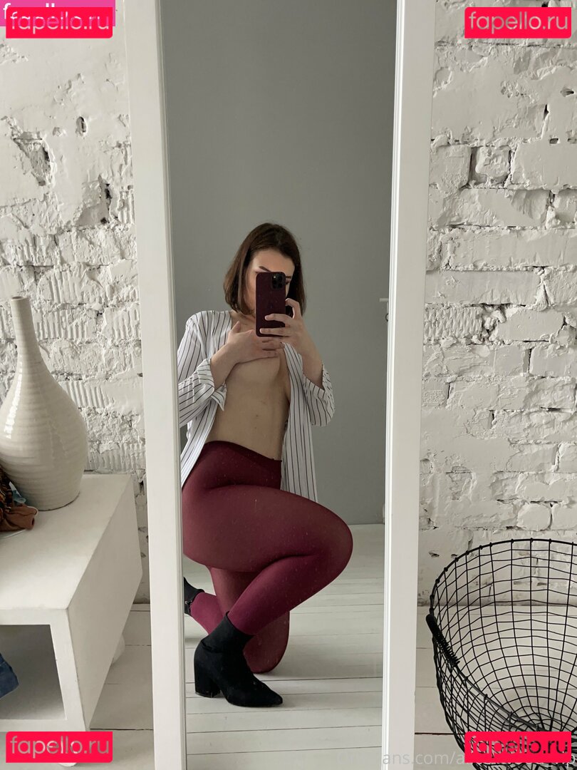 alice_wood_vip / alice_woood Onlyfans Photo Gallery 