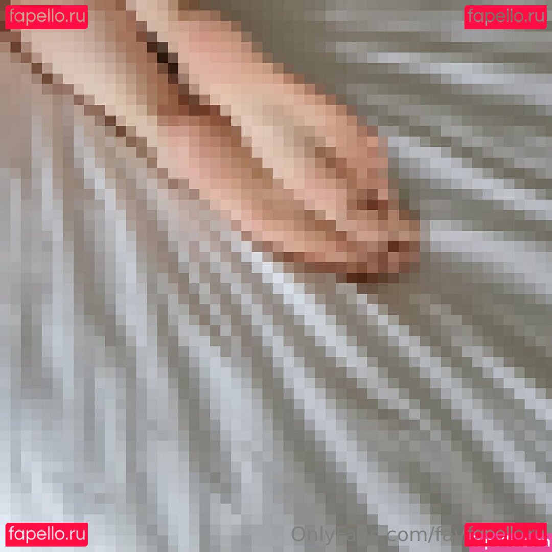 favlibrarian / laurentheonly Onlyfans Photo Gallery 