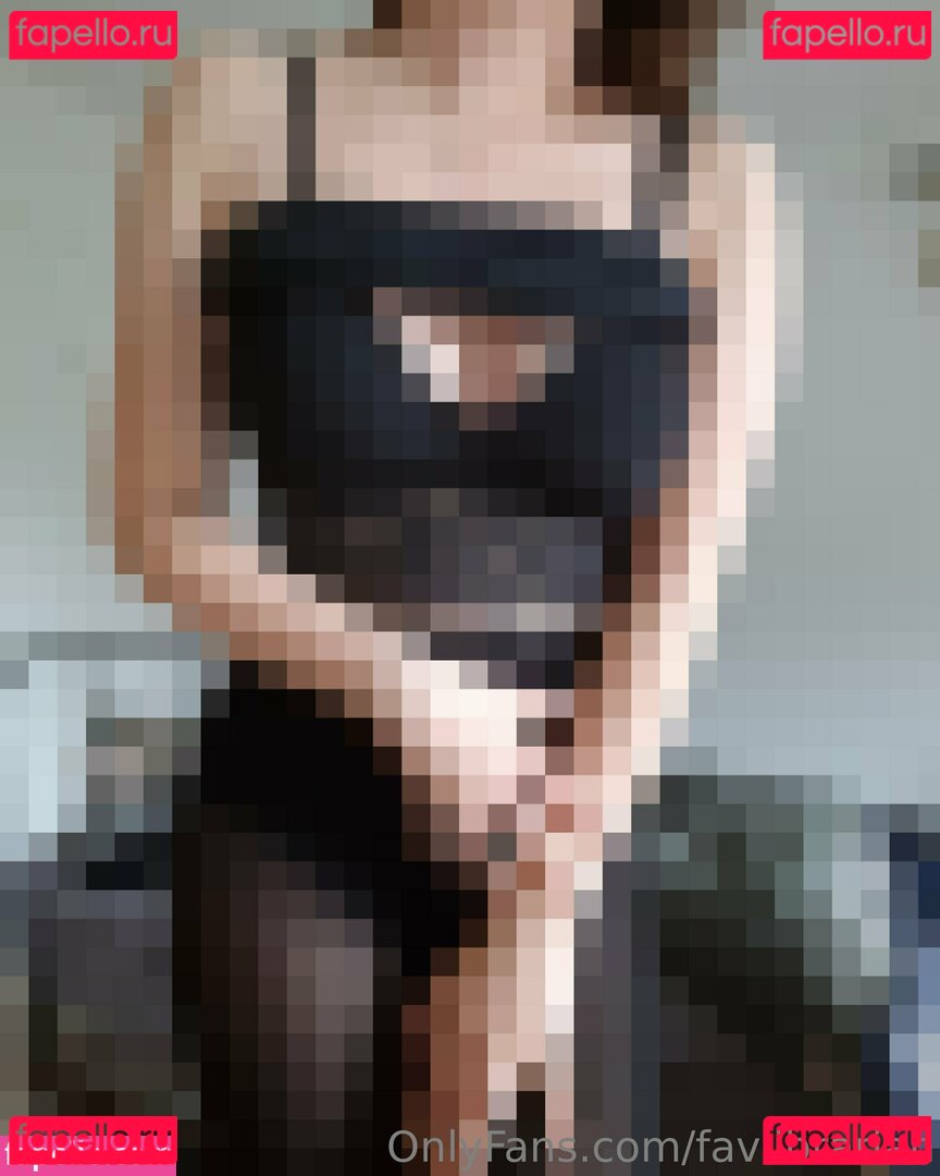 favlibrarian / laurentheonly Onlyfans Photo Gallery 