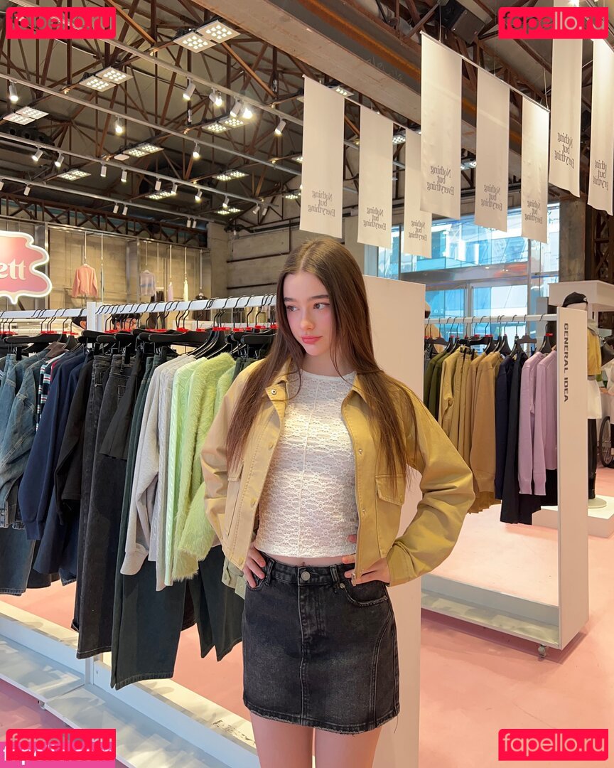 Dasha Taran / taaarannn / tarankaaa Onlyfans Photo Gallery 