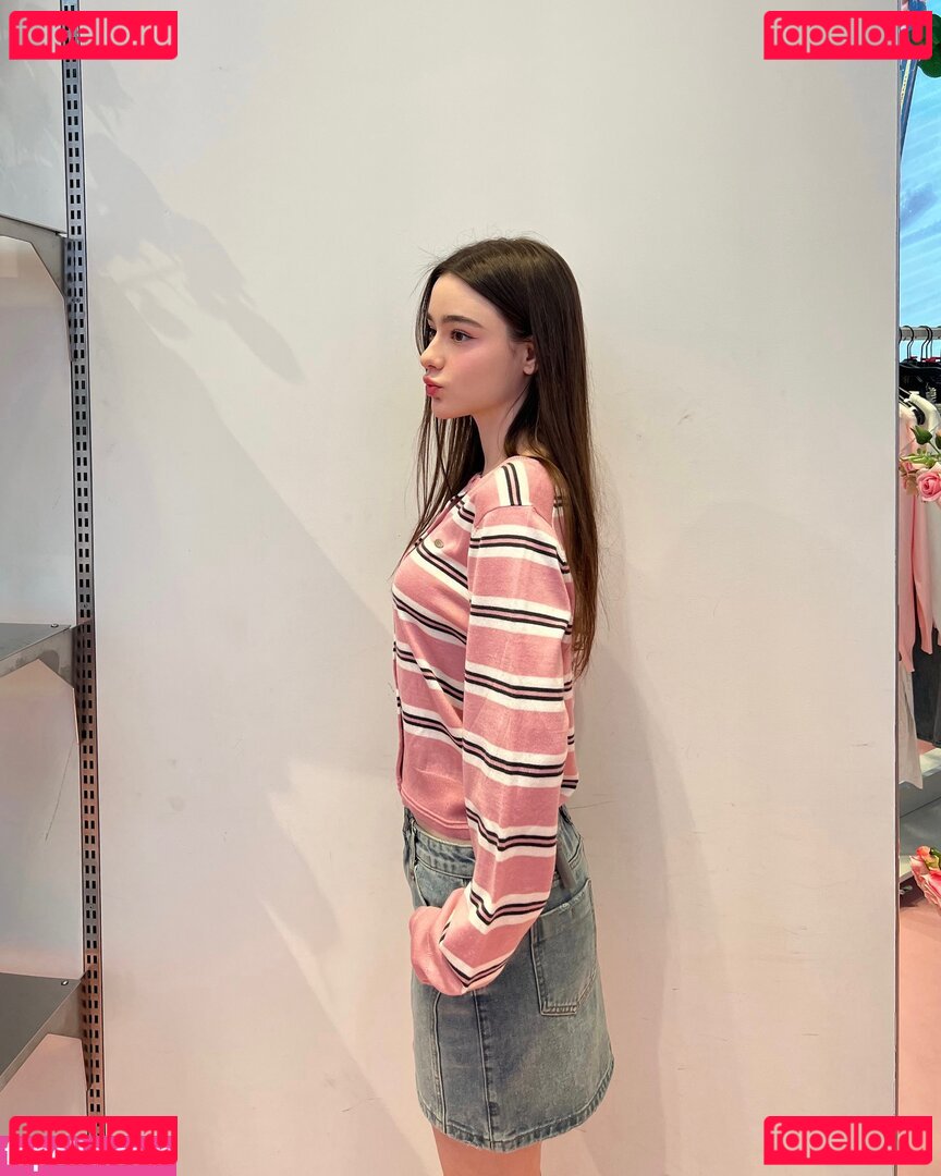 Dasha Taran / taaarannn / tarankaaa Onlyfans Photo Gallery 