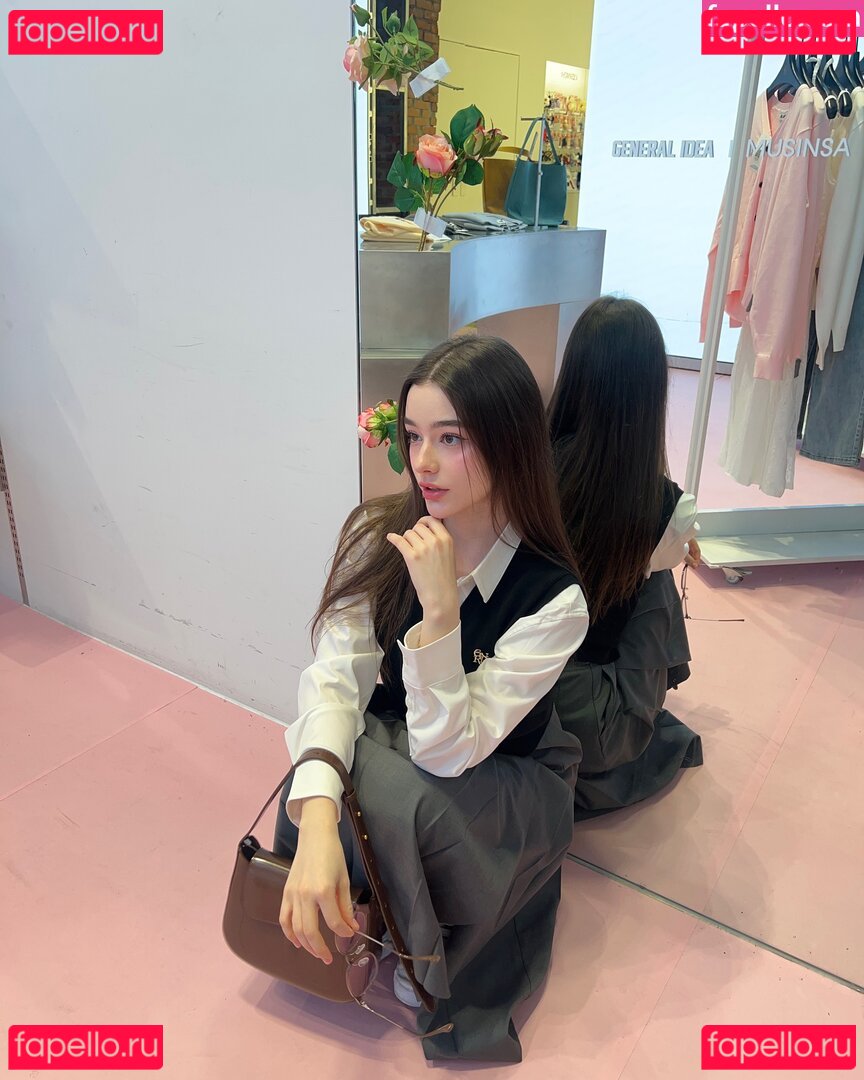 Dasha Taran / taaarannn / tarankaaa Onlyfans Photo Gallery 