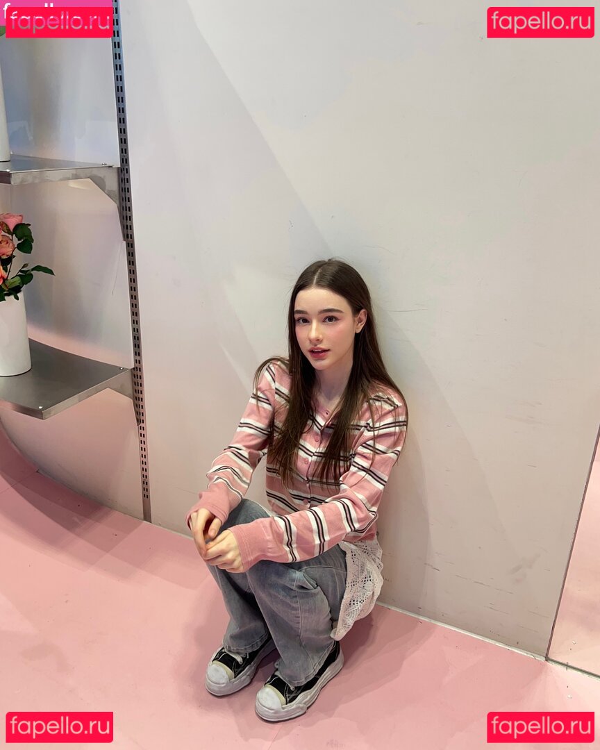 Dasha Taran / taaarannn / tarankaaa Onlyfans Photo Gallery 