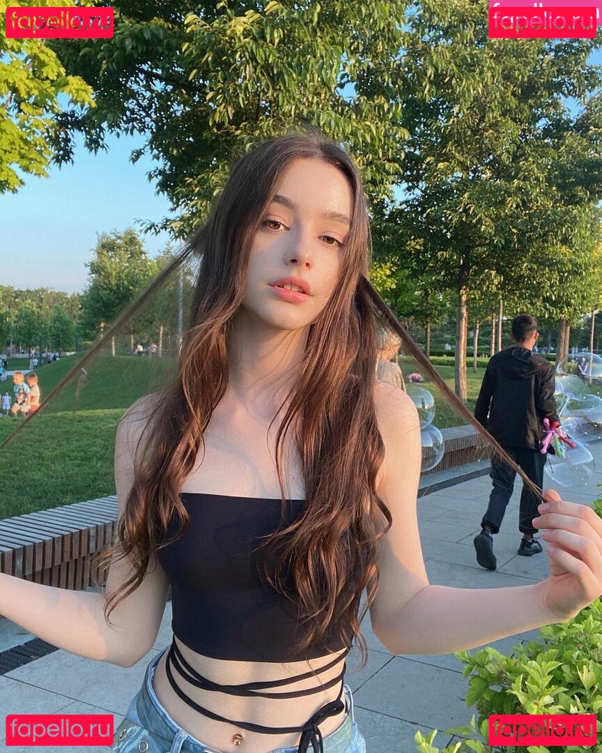 Dasha Taran / taaarannn / tarankaaa Onlyfans Photo Gallery 