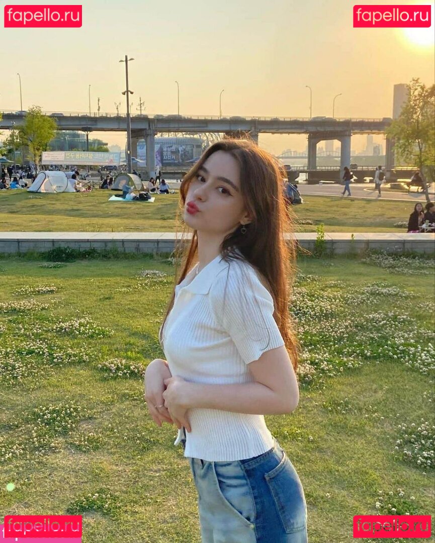 Dasha Taran / taaarannn / tarankaaa Onlyfans Photo Gallery 