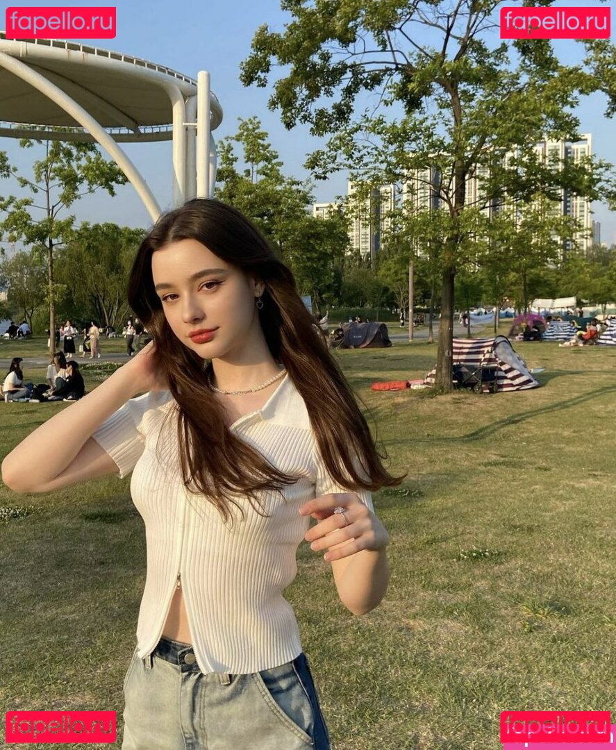 Dasha Taran / taaarannn / tarankaaa Onlyfans Photo Gallery 