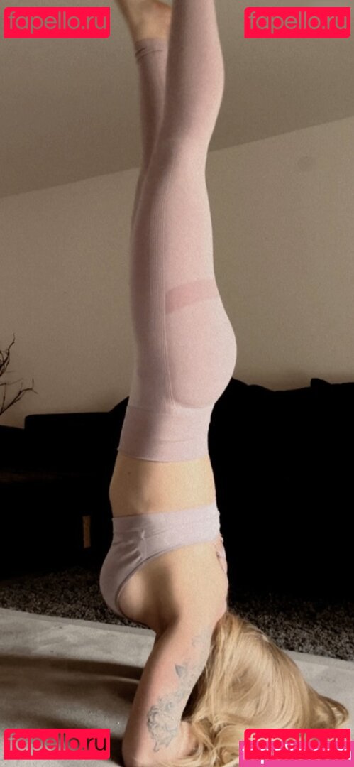 Mrs.querly / mrsquerly Onlyfans Photo Gallery 