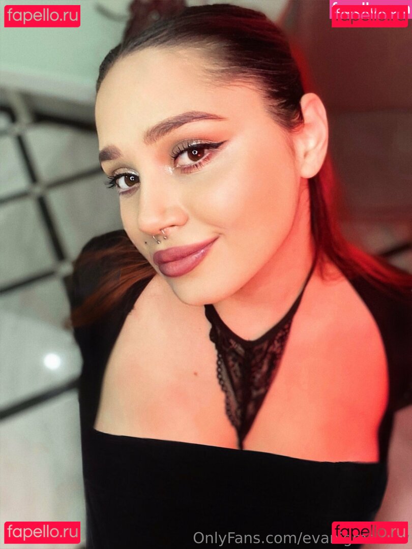 evanigma / evanigma.oftv Onlyfans Photo Gallery 