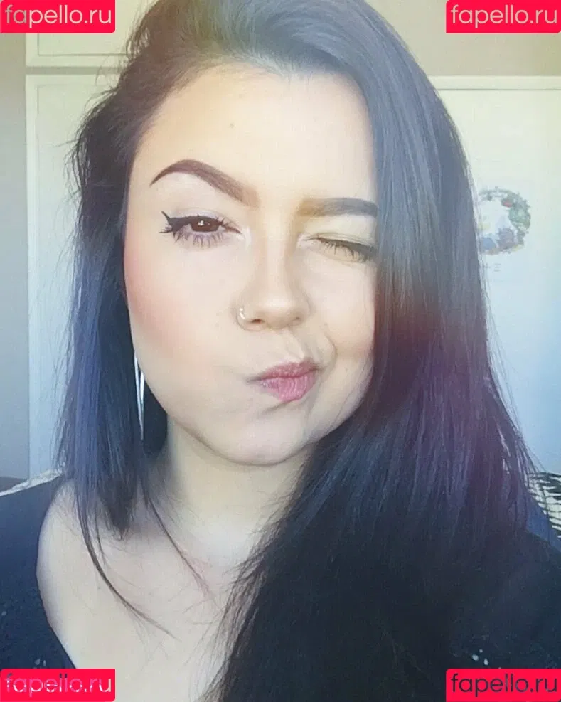 Violet Orlandi Onlyfans Photo Gallery 