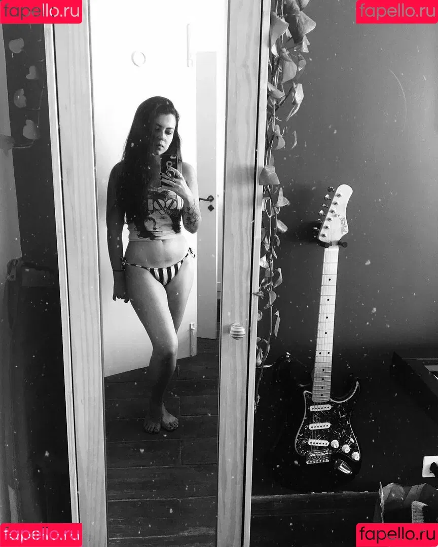 Violet Orlandi Onlyfans Photo Gallery 