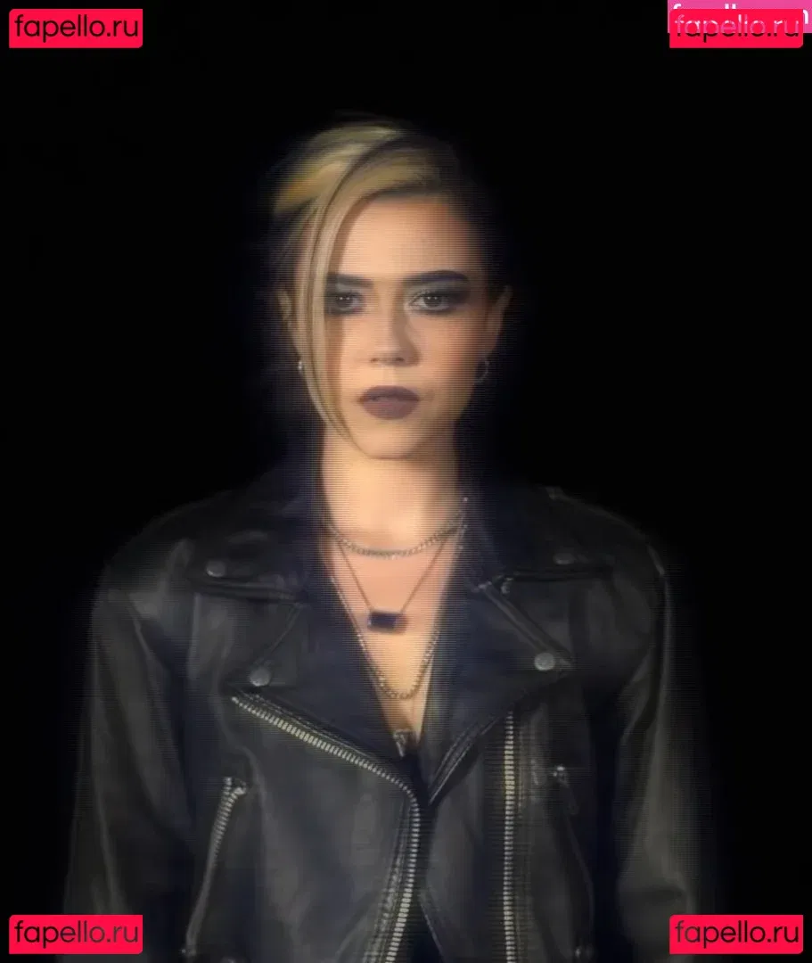 Violet Orlandi Onlyfans Photo Gallery 