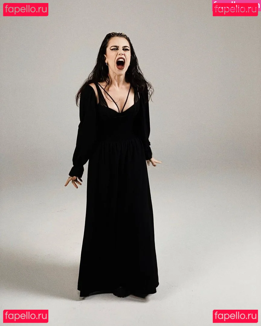 Violet Orlandi Onlyfans Photo Gallery 