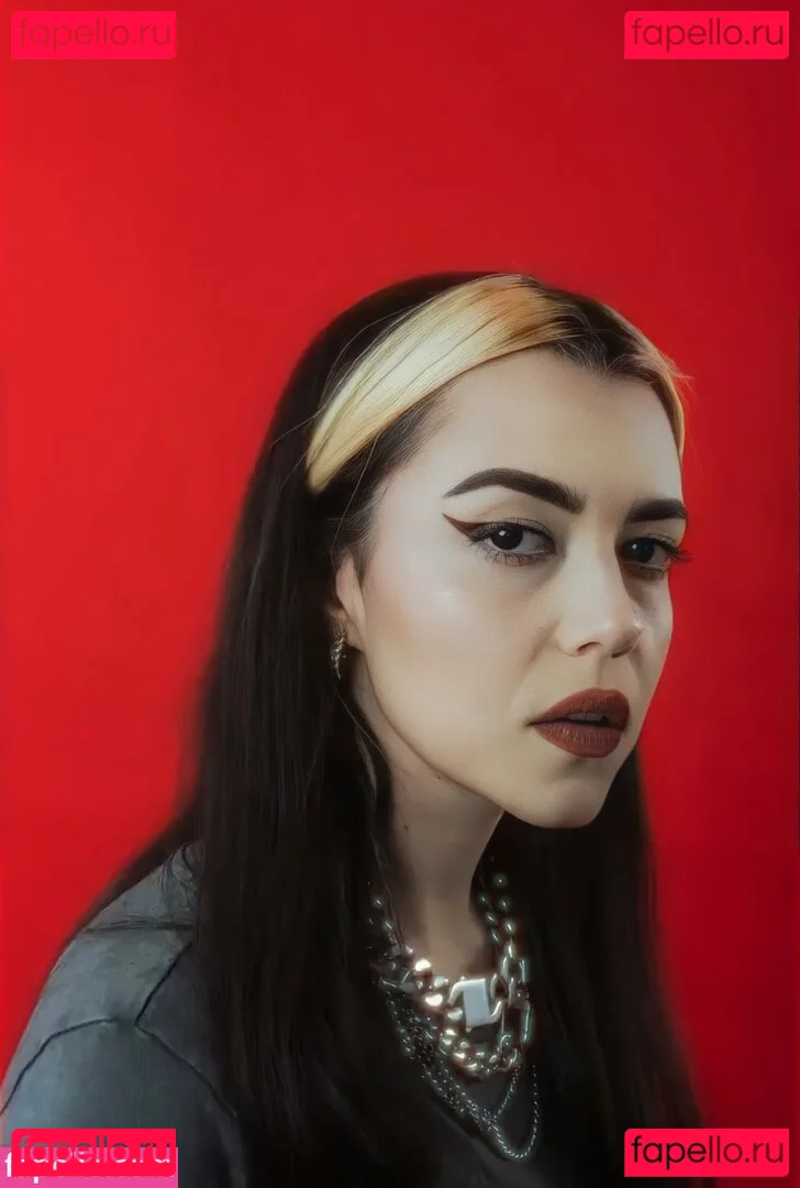 Violet Orlandi Onlyfans Photo Gallery 