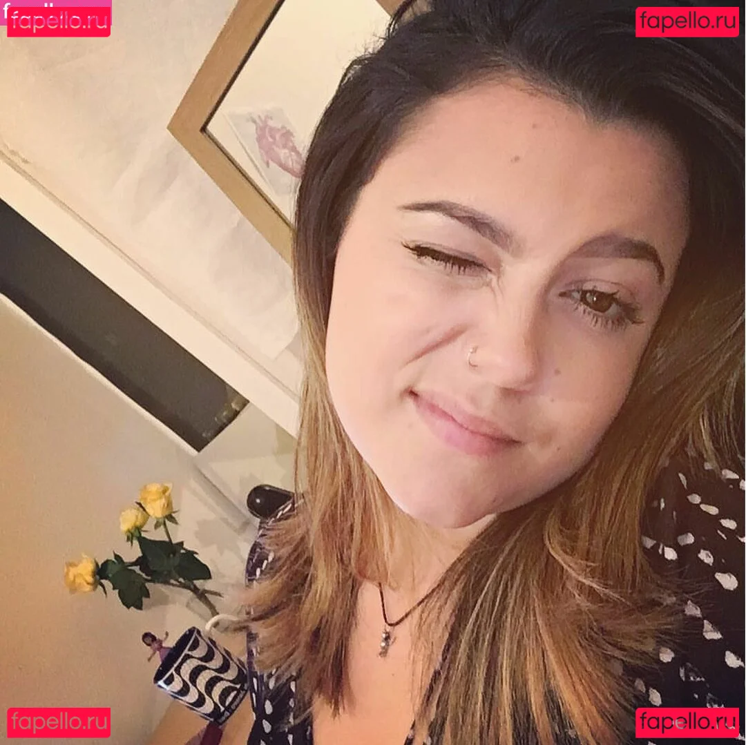 Violet Orlandi Onlyfans Photo Gallery 