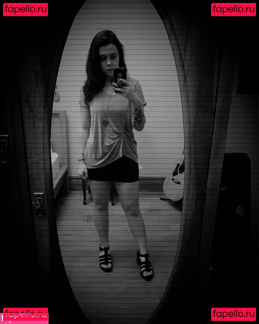 Violet Orlandi Onlyfans Photo Gallery 