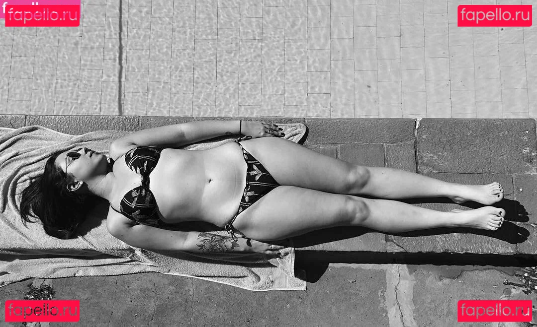 Violet Orlandi Onlyfans Photo Gallery 