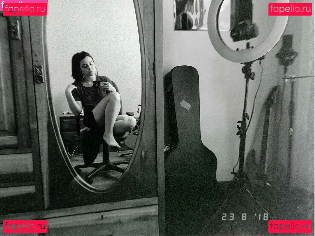 Violet Orlandi Onlyfans Photo Gallery 