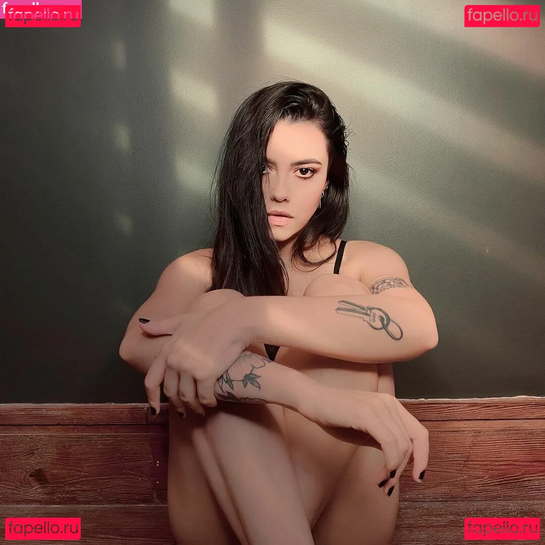 Violet Orlandi Onlyfans Photo Gallery 