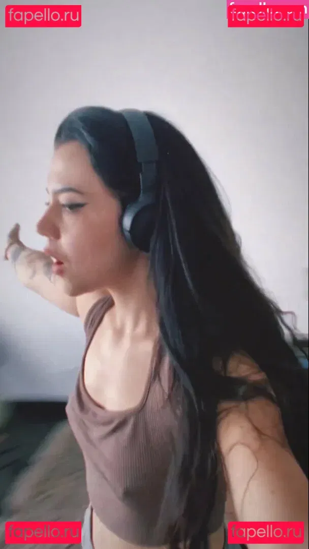 Violet Orlandi Onlyfans Photo Gallery 