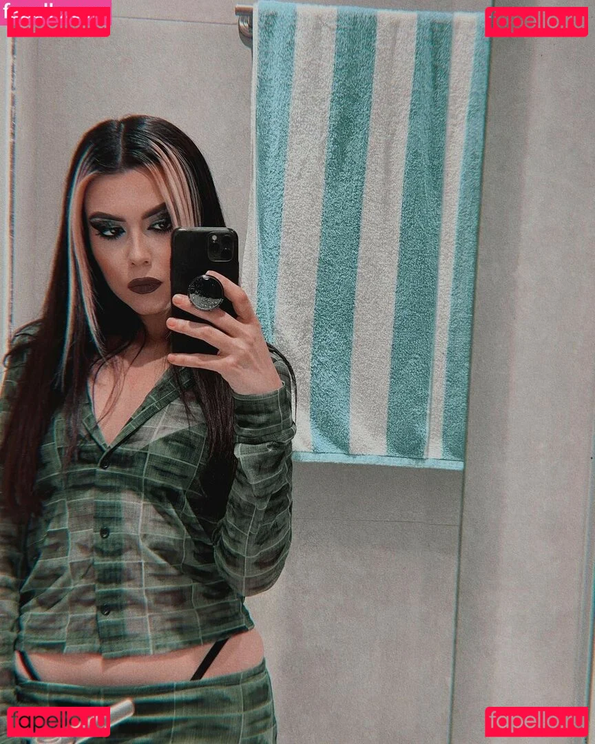 Violet Orlandi Onlyfans Photo Gallery 