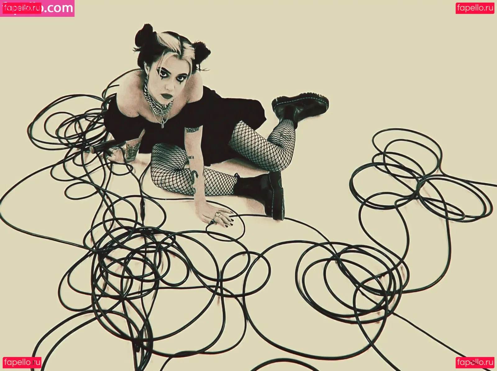 Violet Orlandi Onlyfans Photo Gallery 